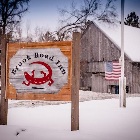 Brook Road Inn Goshen Exteriér fotografie